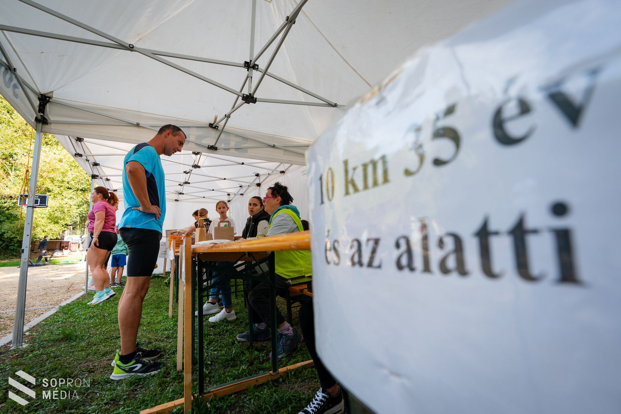 Gyerekek és felnőttek is szép számban rajthoz álltak a XVII. Soproni Cross futáson