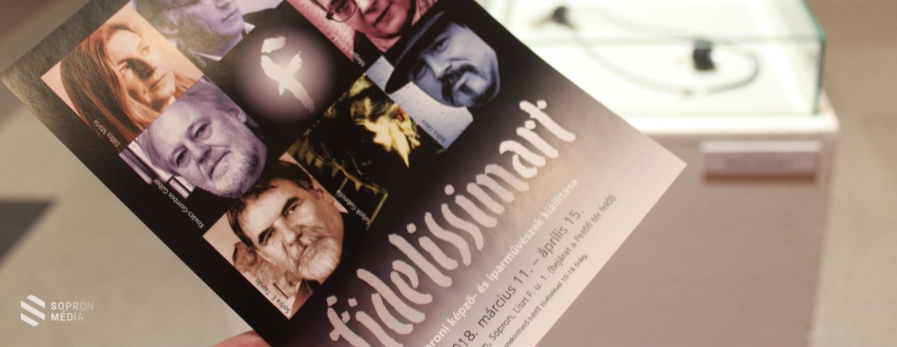 Munkácsy-terem: Megnyílt a FidelissimArt kiállítása