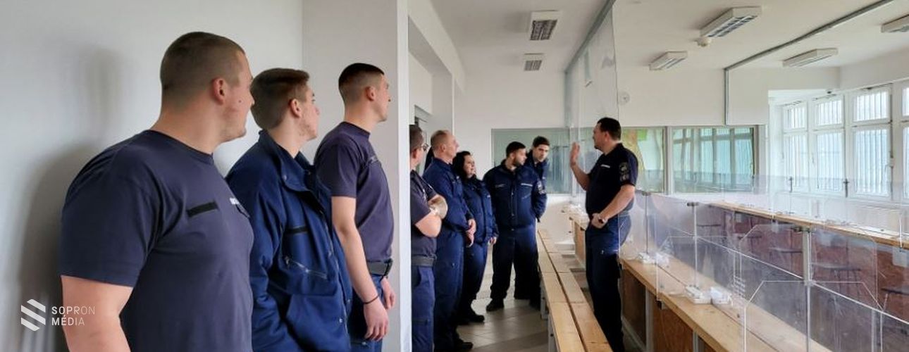 „Már nagyon várom, hogy Sopronkőhidán lehessek!” – Mester Márk bv. őrmester édesanyját követve választotta a büntetés-végrehajtási szervezetet