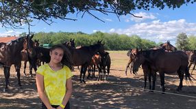 A kis táncosnő, aki imádja az állatokat