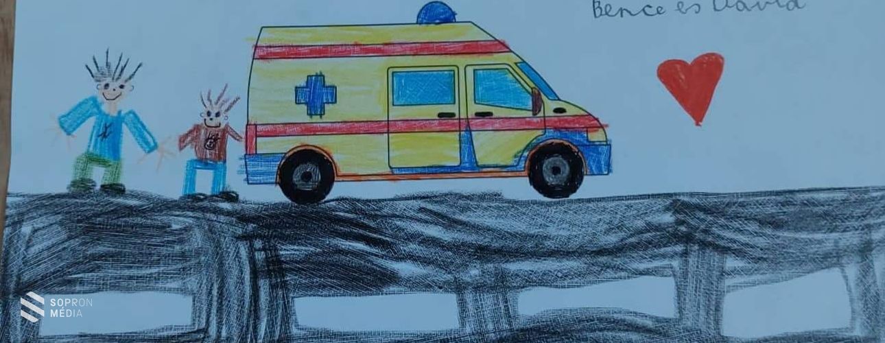 Megható ajándékkal köszönte meg Bence és Dávid a lövői mentők segítségét