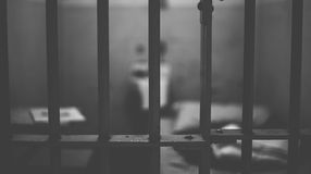 Fogolyszökésért két év két hónap fegyházbüntetésre ítéltek egy férfit 