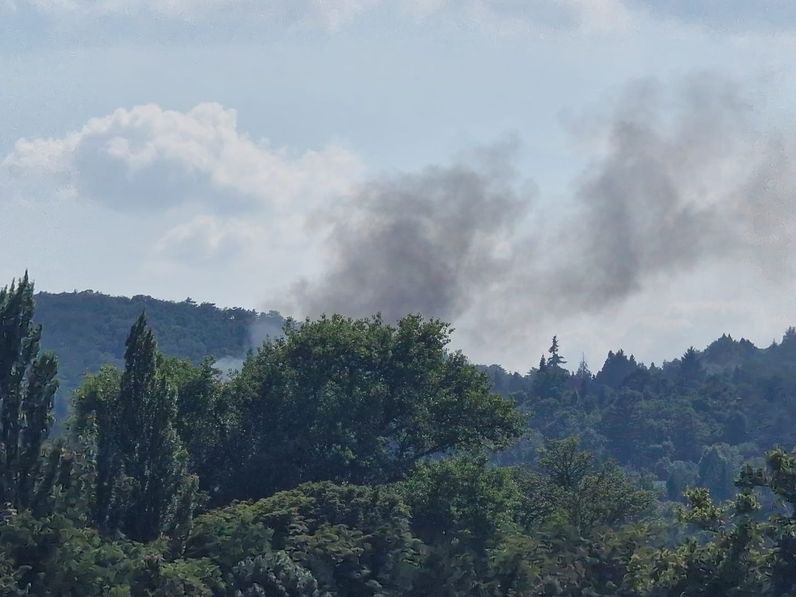 Kigyulladt egy tároló Sopron határában