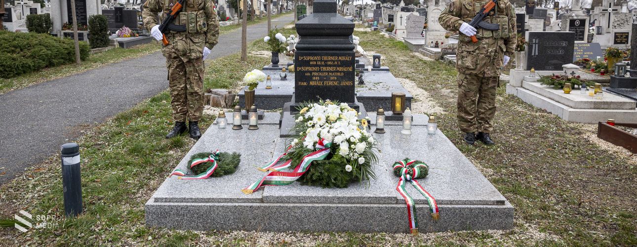 December 14-e a hűség napja