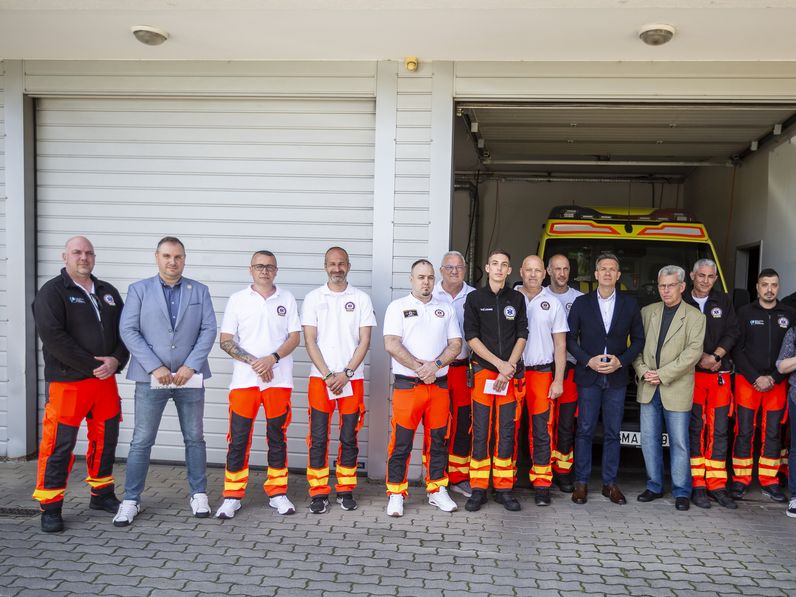 Sopronban is megköszönték a mentők áldozatos munkáját
