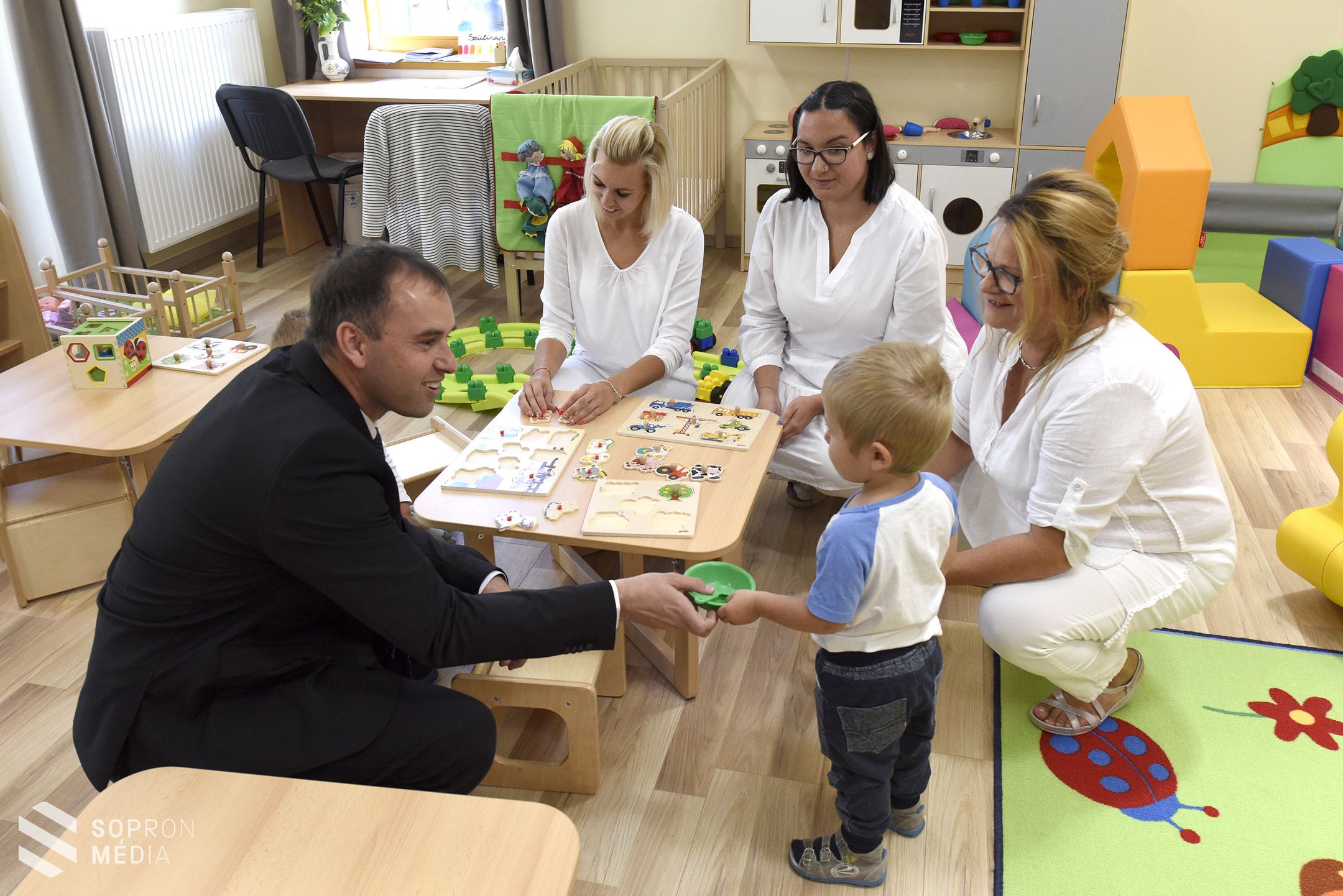 Átadták a fertőrákosi bölcsődét