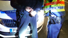 Sopronkövesdi díler lakat alatt