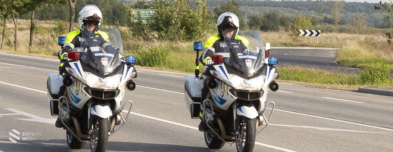 Újra itt van a motoros szezon, figyeljünk kölcsönösen egymásra!