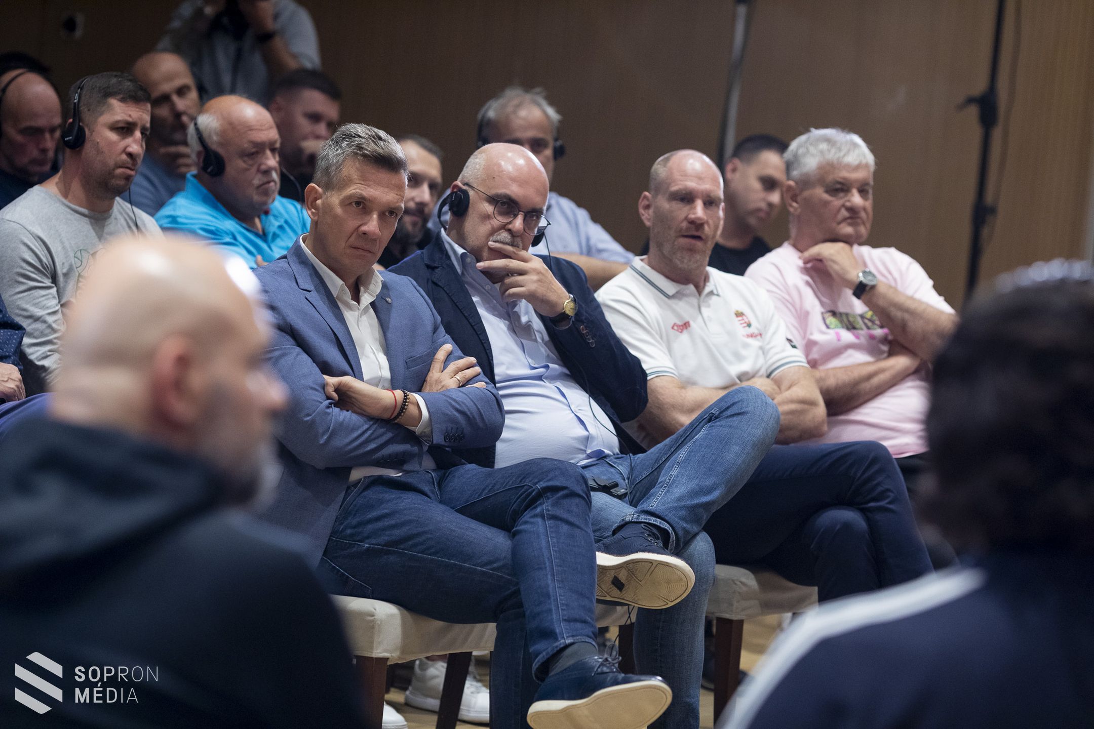 Pódiumbeszélgetést tartottak Sopronban a nemzetközi kosárlabdatorna keretein belül