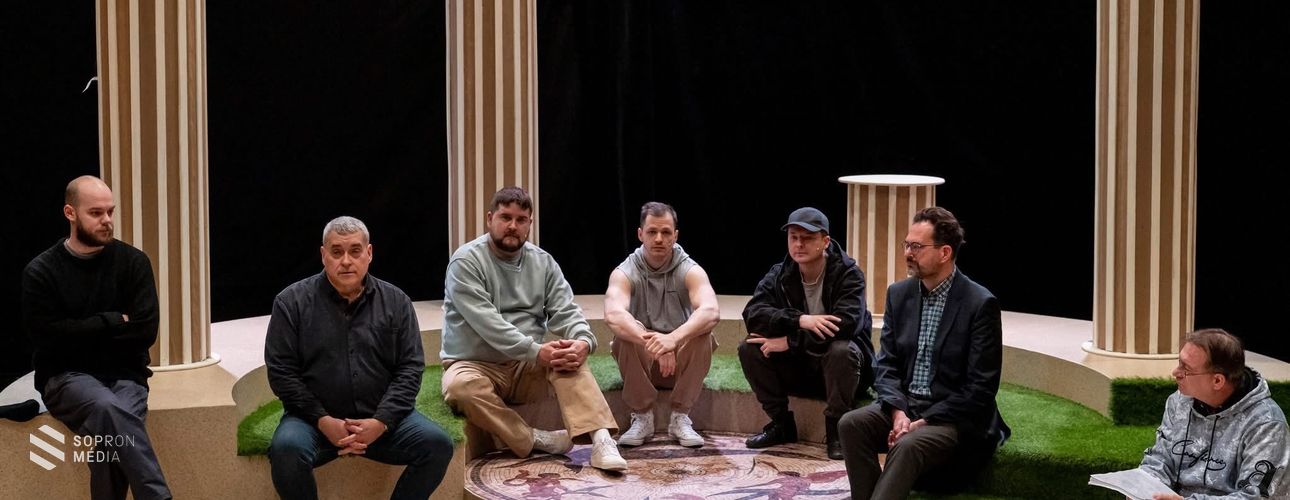 ,,Görögség, avagy a ránk maradt görög örökség" című kamaraelőadással készül a Soproni Petőfi Színház
