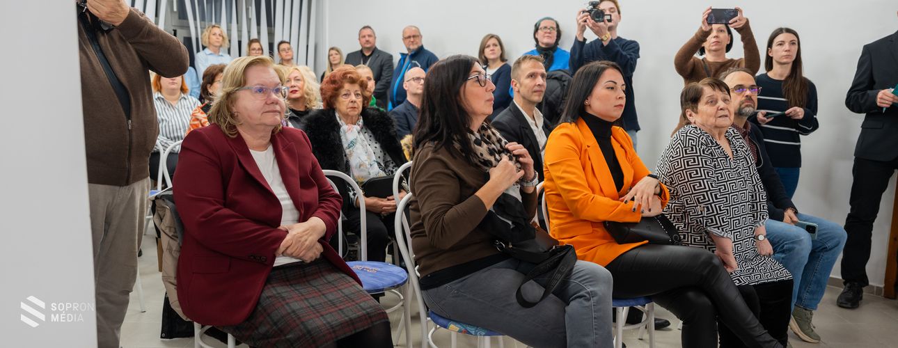 Megnyílt a Demencia Információs Pont Sopronban