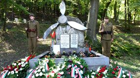 Hazánk legeredményesebb vadászpilótájára emlékeztek Sopronbánfalván