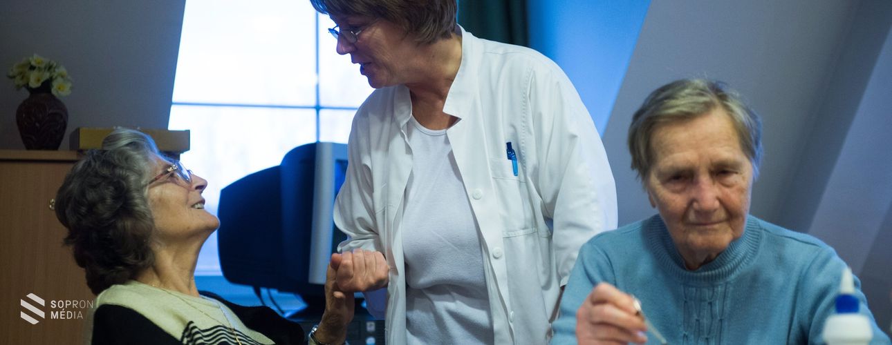 Újabb intézkedések végrehajtására utasították az idősotthonok fenntartóit
