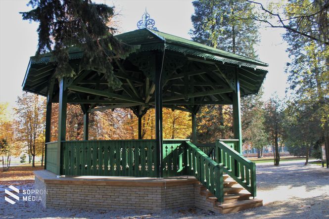 Erzsébet-kerti zenepavilon