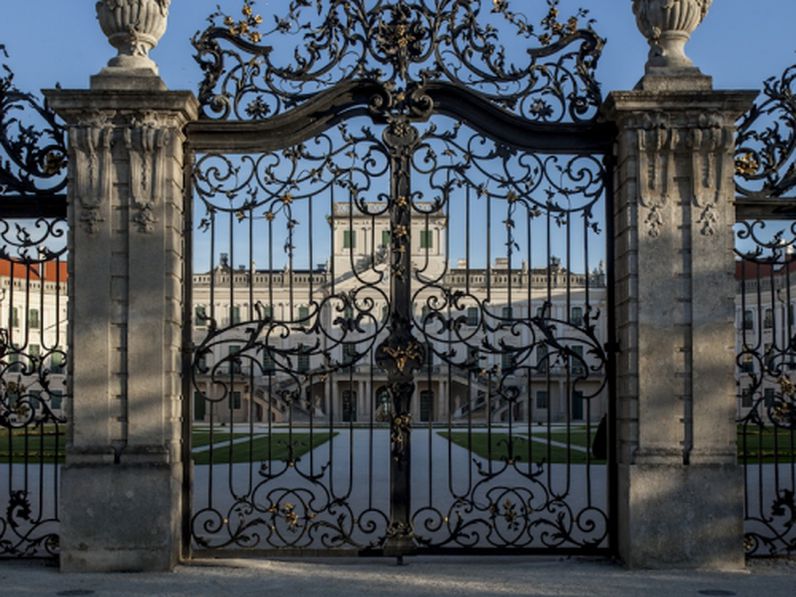 Filmforgatás miatt zárva a fertődi Esterházy-kastély