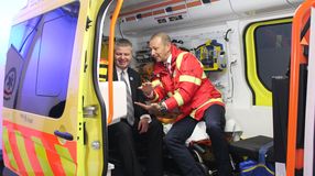 Új mentőautó áll szolgálatba Sopronban (videó)