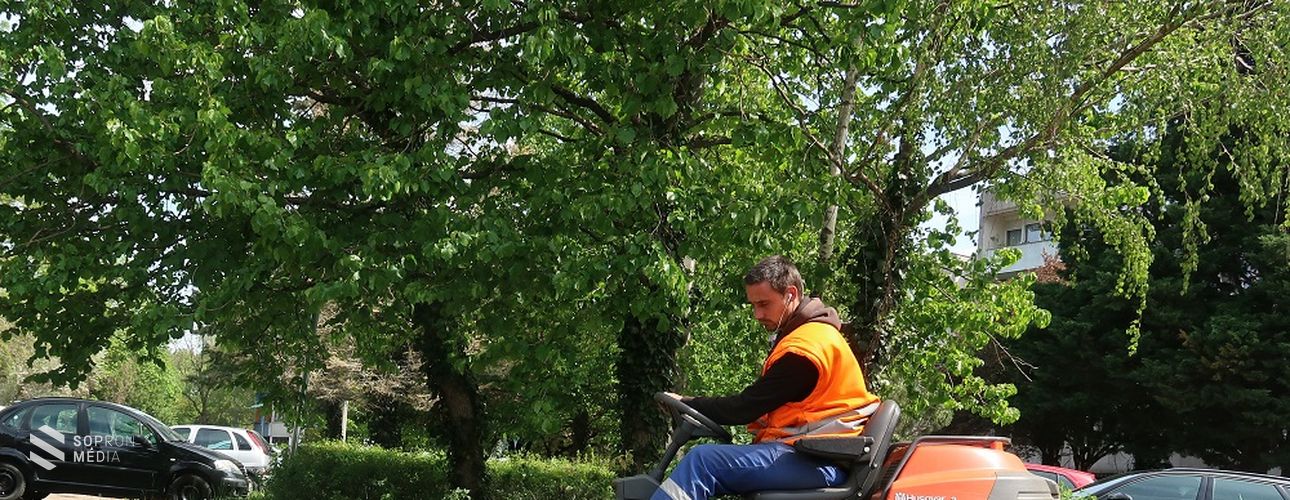 Tovább szépül a Jereván lakótelep - folyamatosak a munkák a köztereken!

