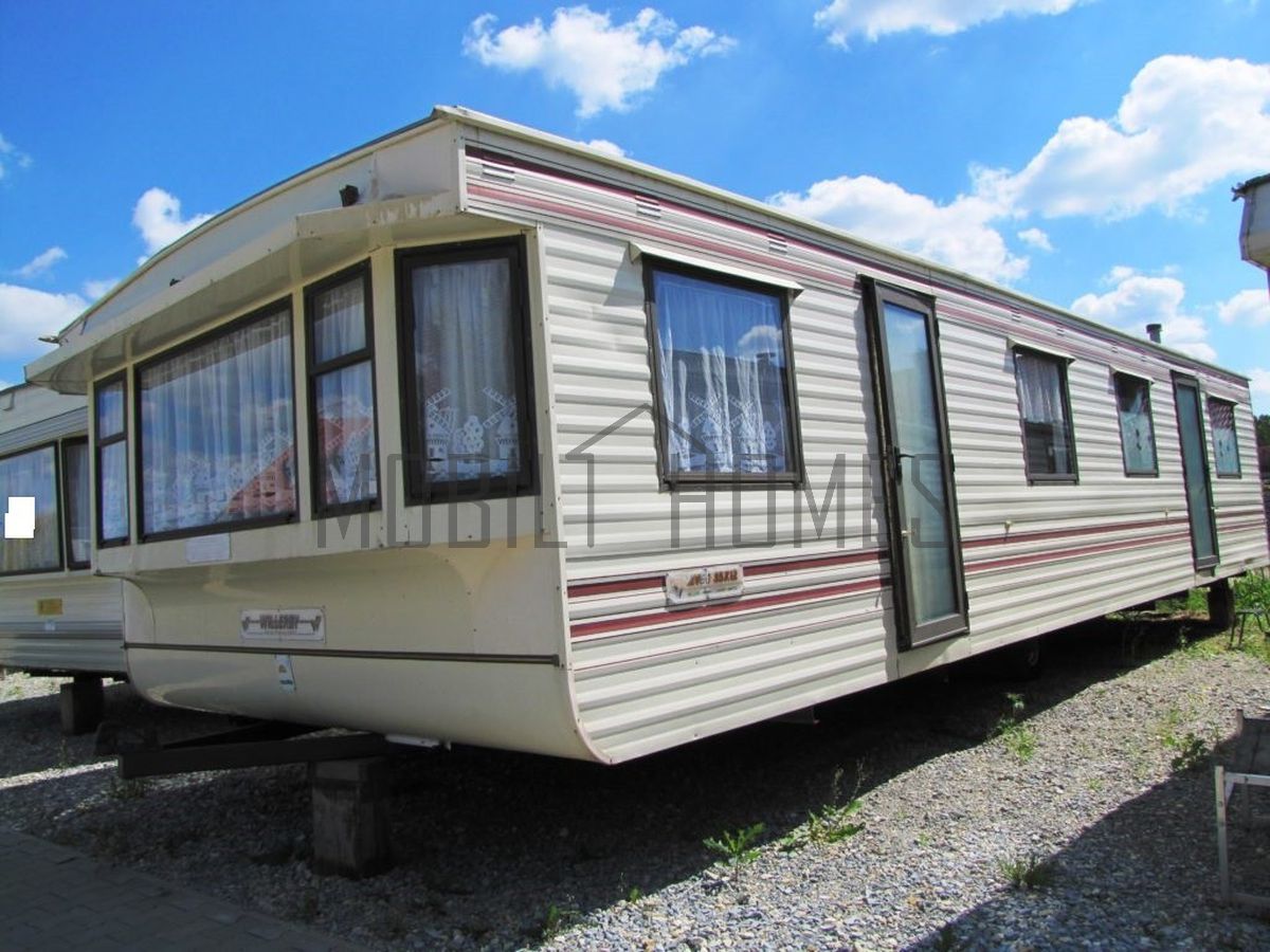 Willerby Leven 2310D