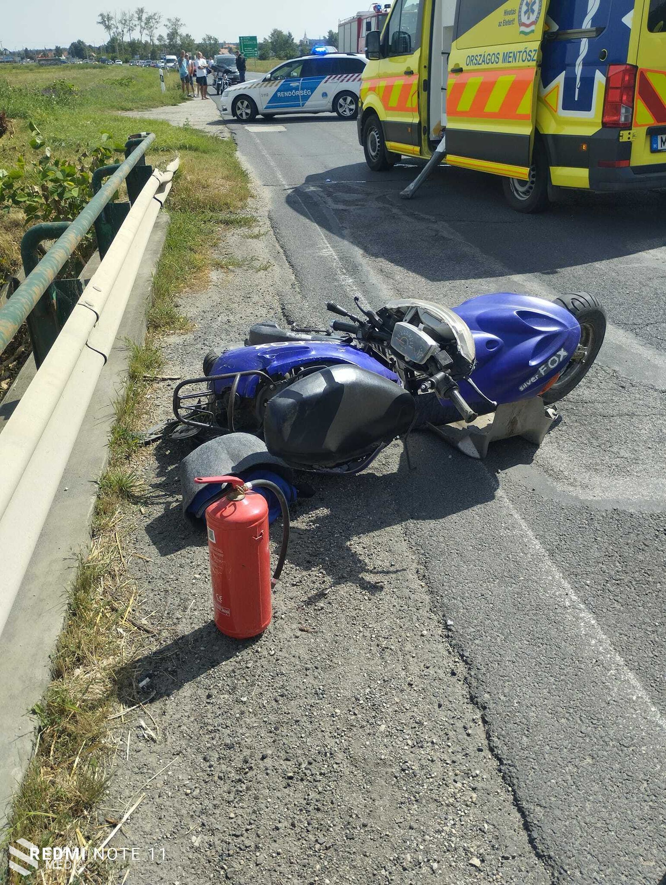 Személyautó és motoros karambolozott Sopron és Kópháza között