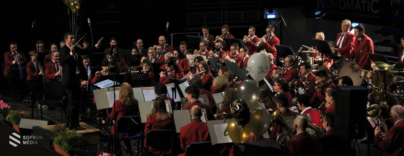 Óévbúcsúztató Sopron Város Fúvószenekarával 