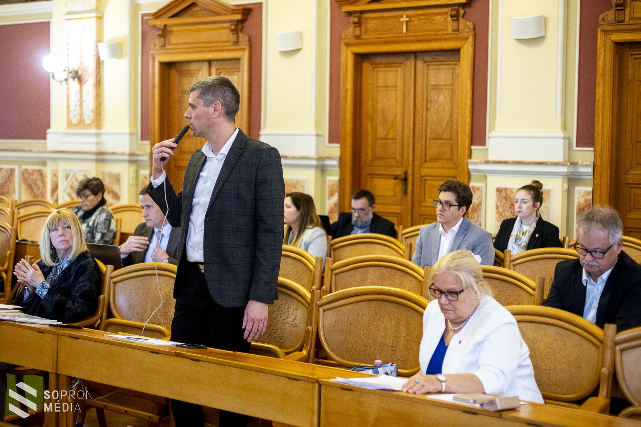 Döntött a közgyűlés a hűség napi kitüntetettekről