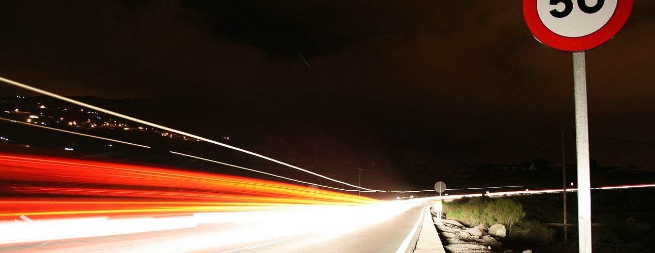 Extrém gyorshajtás miatt 164 autót foglaltak le tavaly Ausztriában