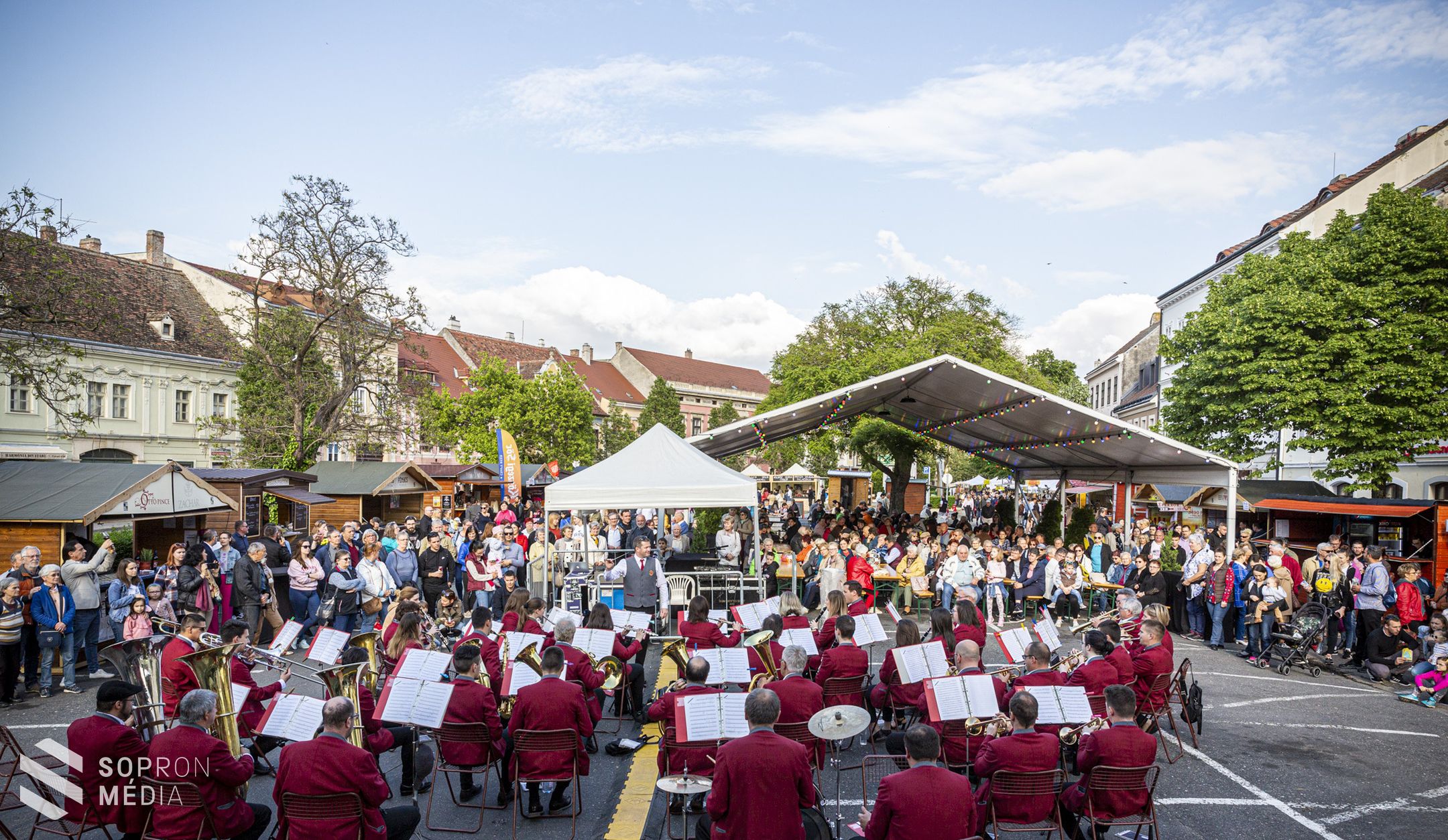 Idén is koccinthatunk a borünnepen – elkezdődött a háromnapos rendezvény