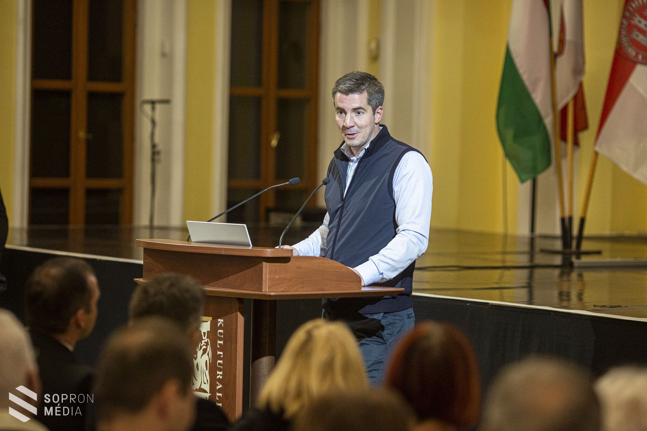 Kocsis Máté tartott lakossági fórumot Sopronban