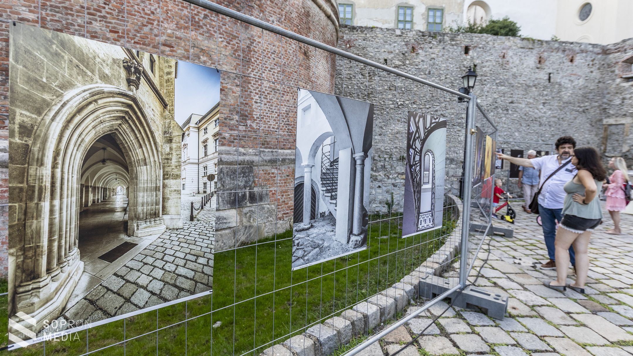 „Pont 24” kiállítás Sopronban