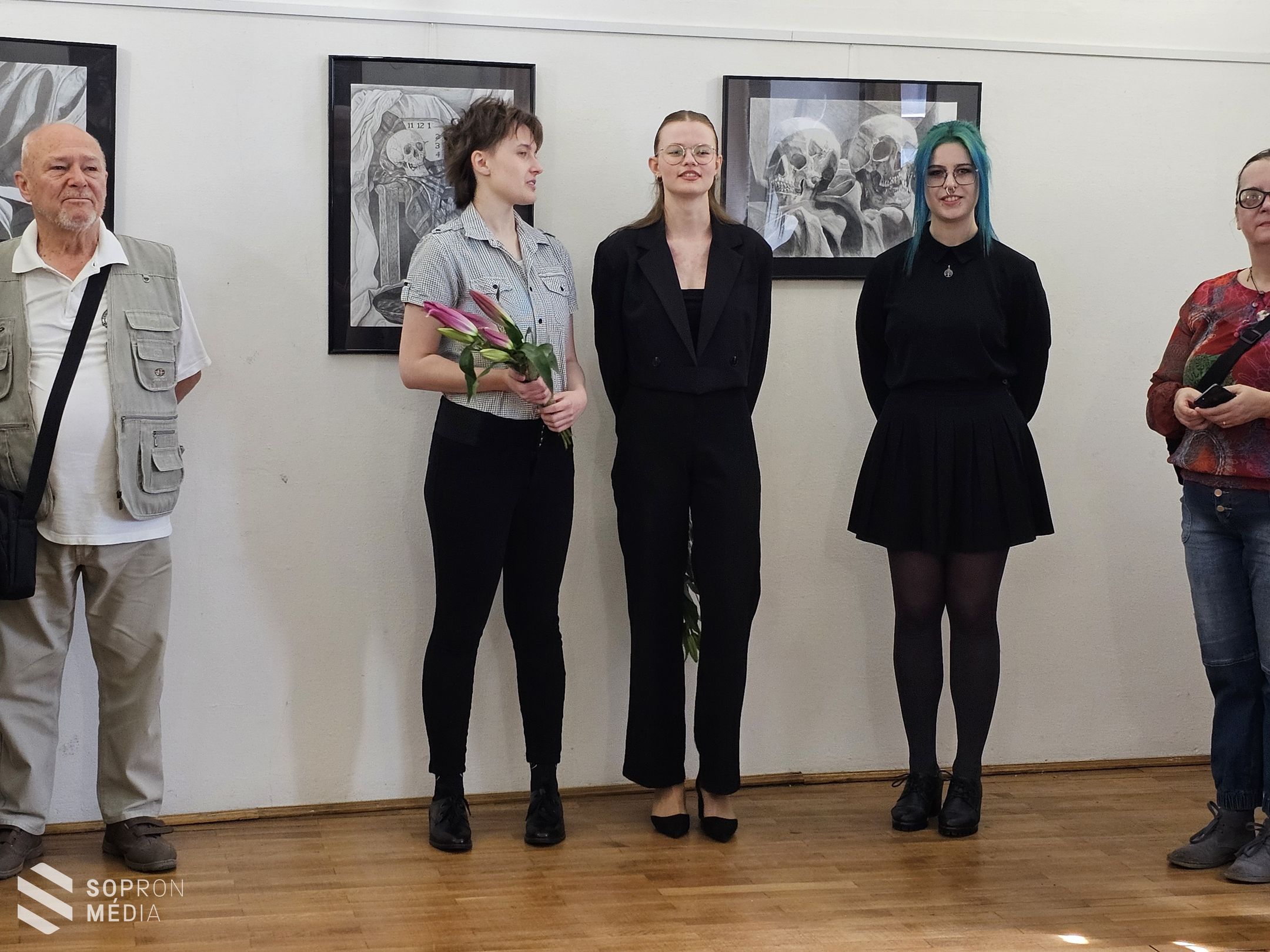 Asszonancia - a Handler-technikum díjátadóval egybekötött kiállítása