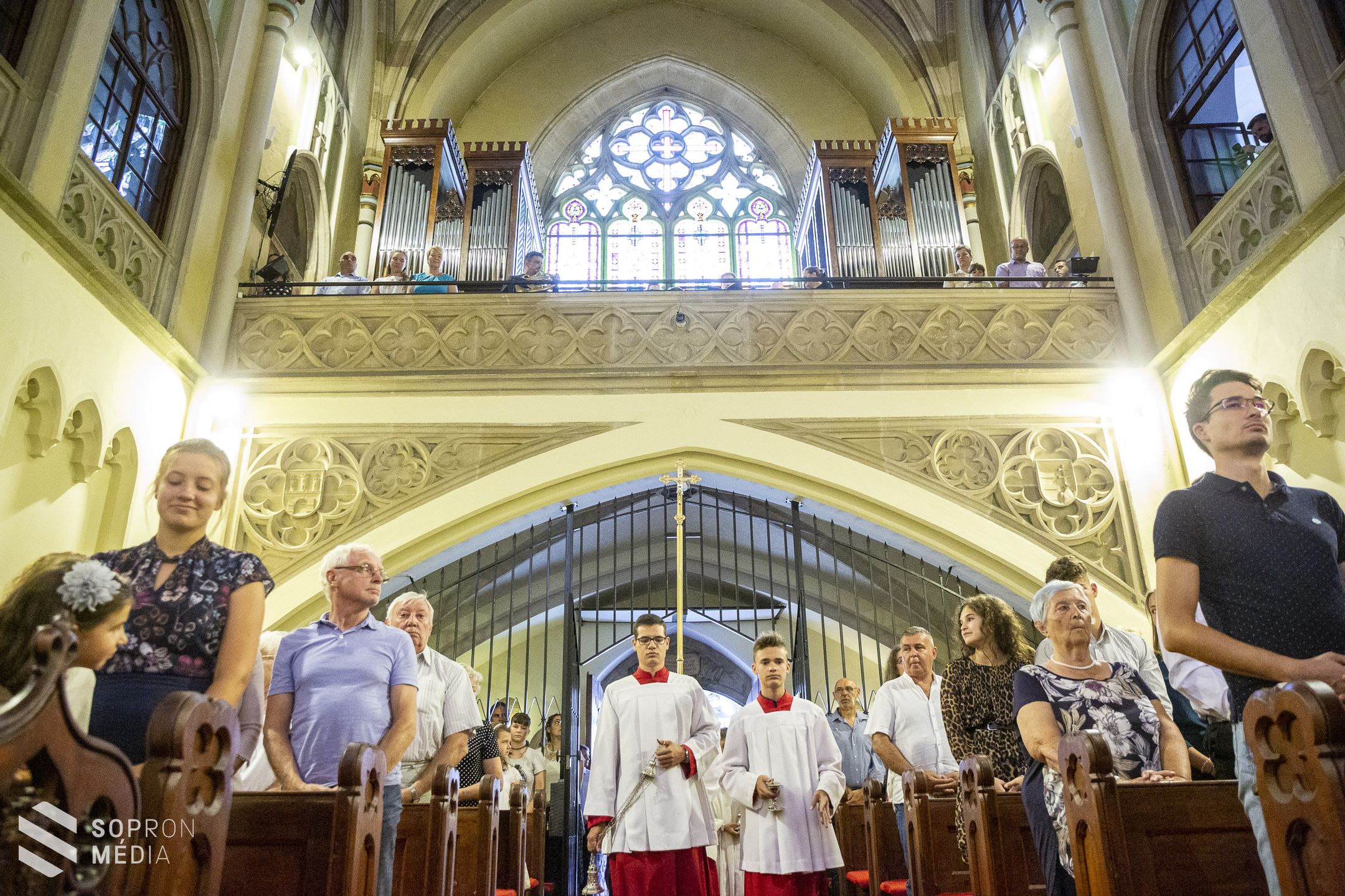 Új orgona és restaurált padsor az Orsolyita templomban