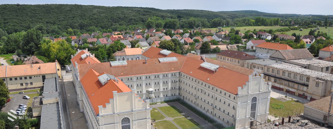 Cukorgyárnak épült, fegyház lett belőle: fejezetek a Sopronkőhidai Fegyház és Börtön történetéből