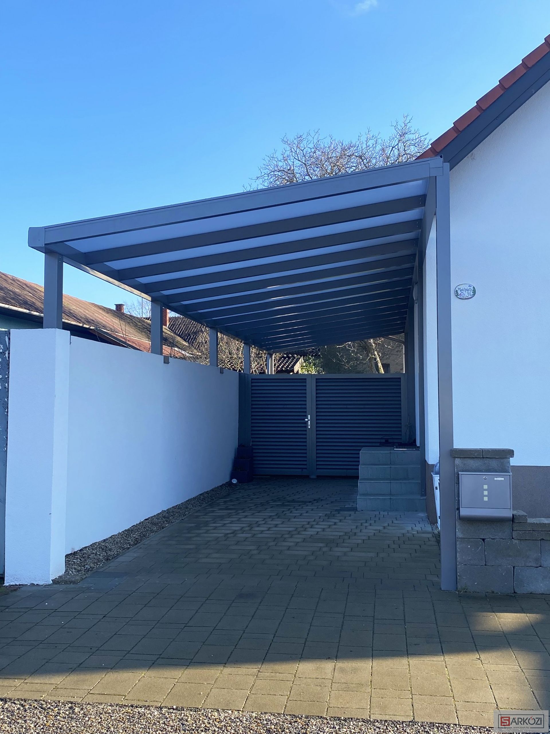 Carport 38