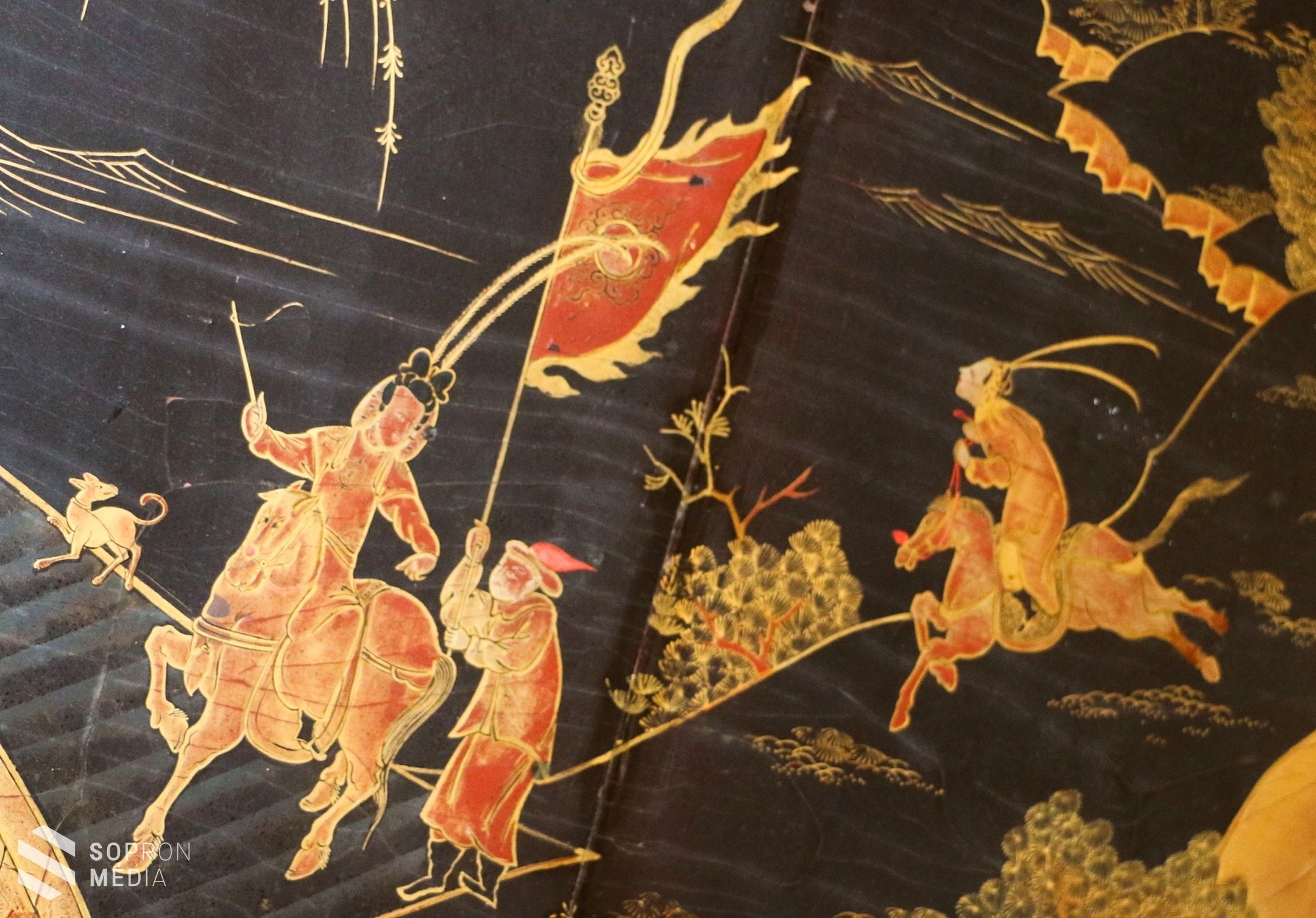Vajon tudta Esterházy „Fényes” Miklós, hogy Mulan mindvégig ott volt a dolgozószobájában? - Videóval

