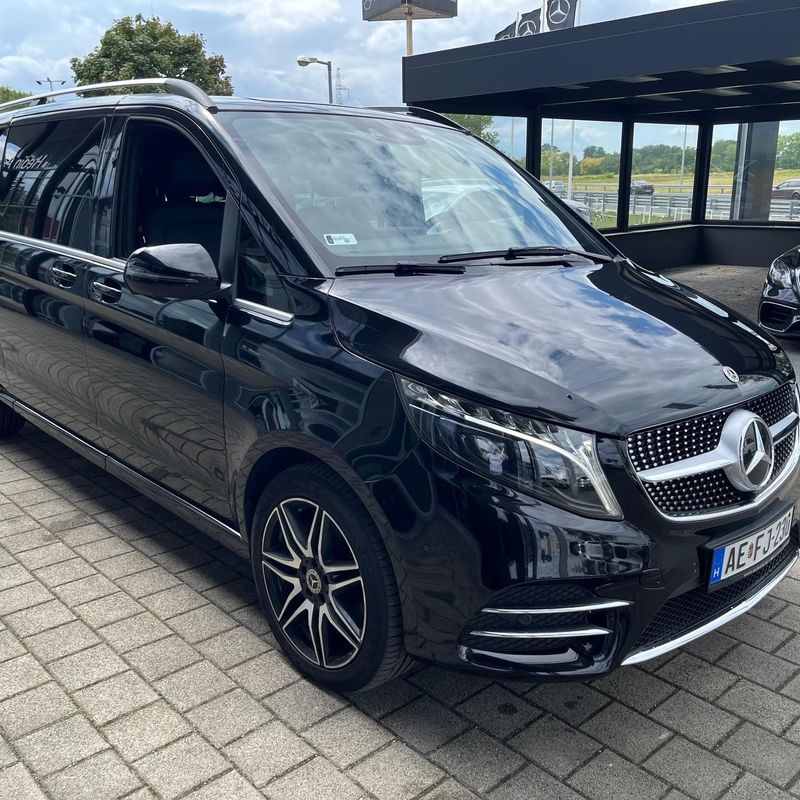 MERCEDES-BENZ