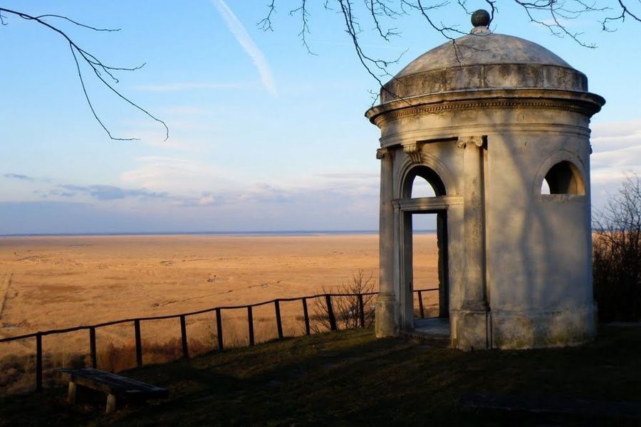 GLORIETTE KILÁTÓ - FERTŐBOZ