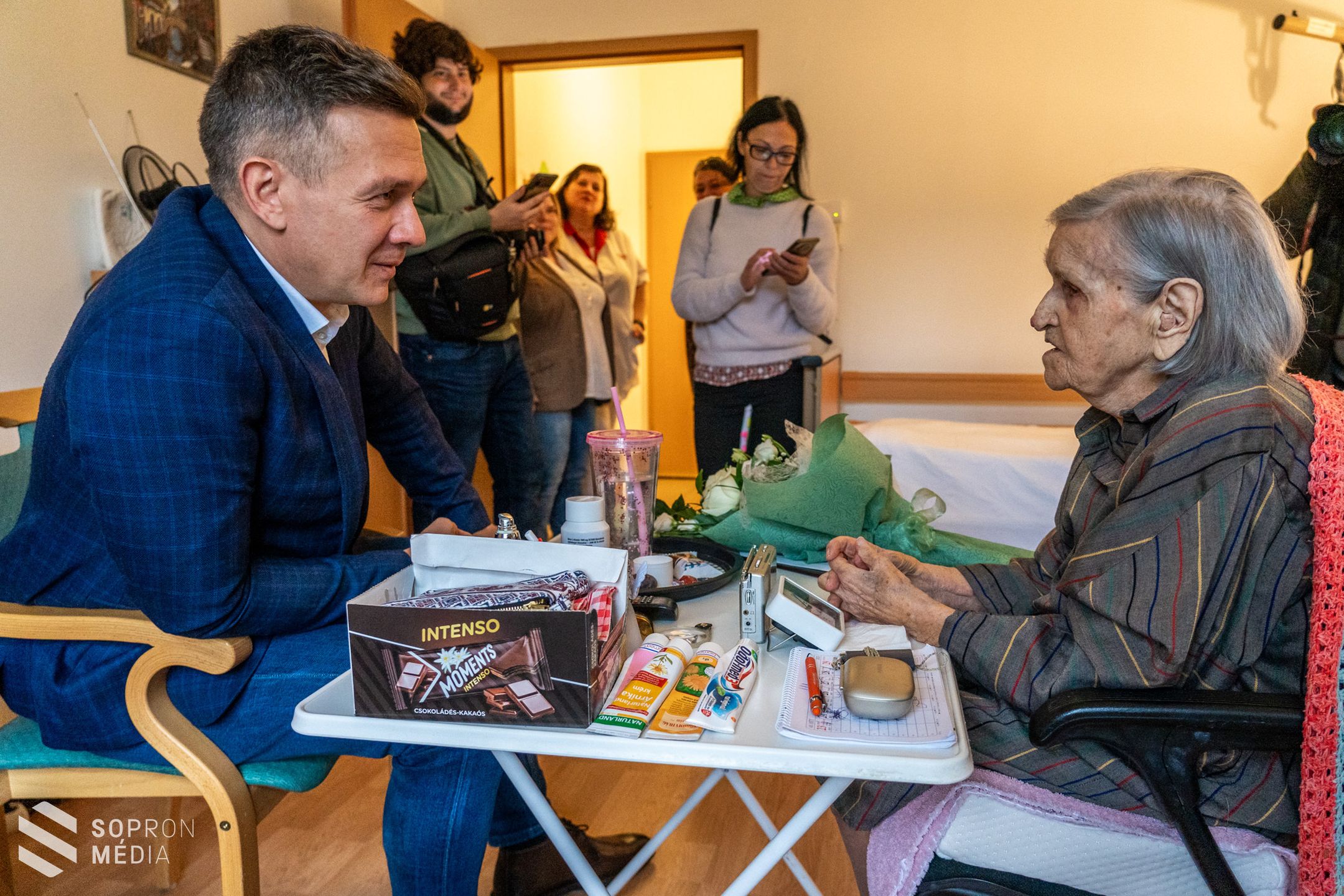 Isten éltesse Klári nénit, Sopron legidősebb polgárát!