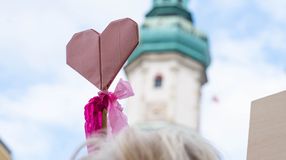 Pink séta a mellrák elleni küzdelemért