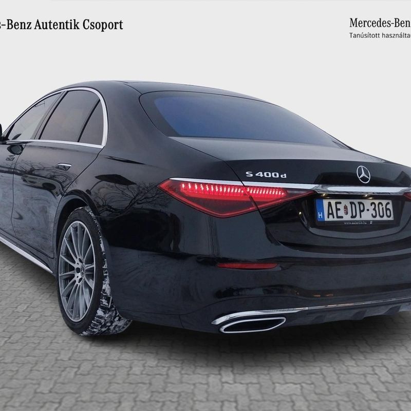 MERCEDES-BENZ