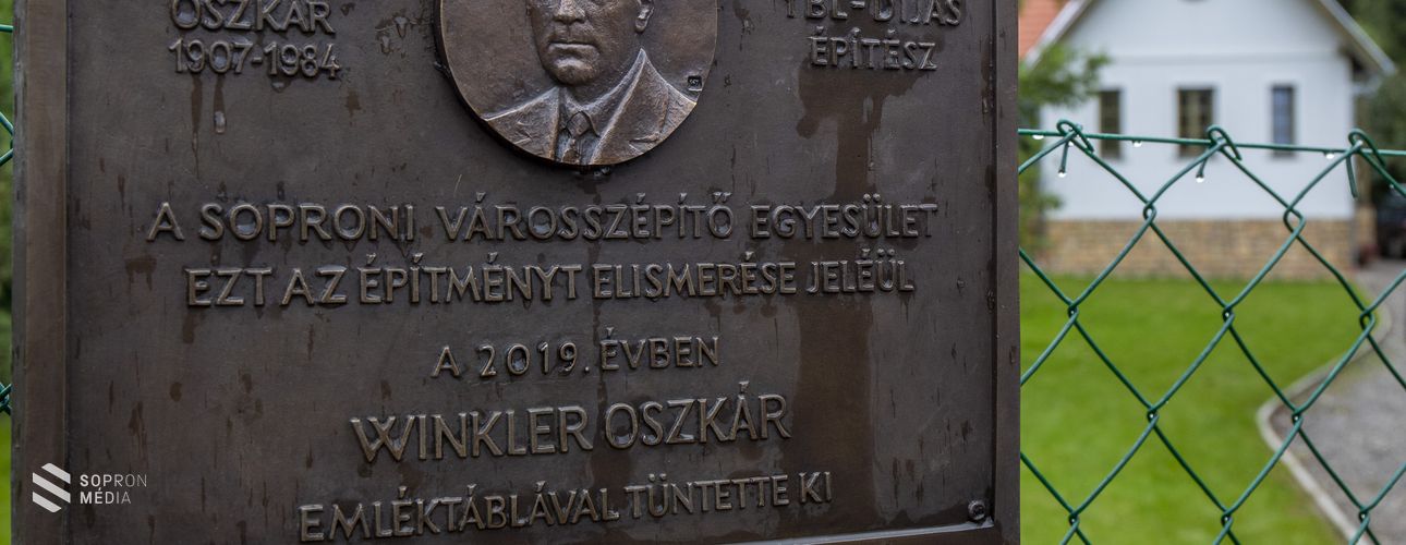 Tájba simuló építészeti érték