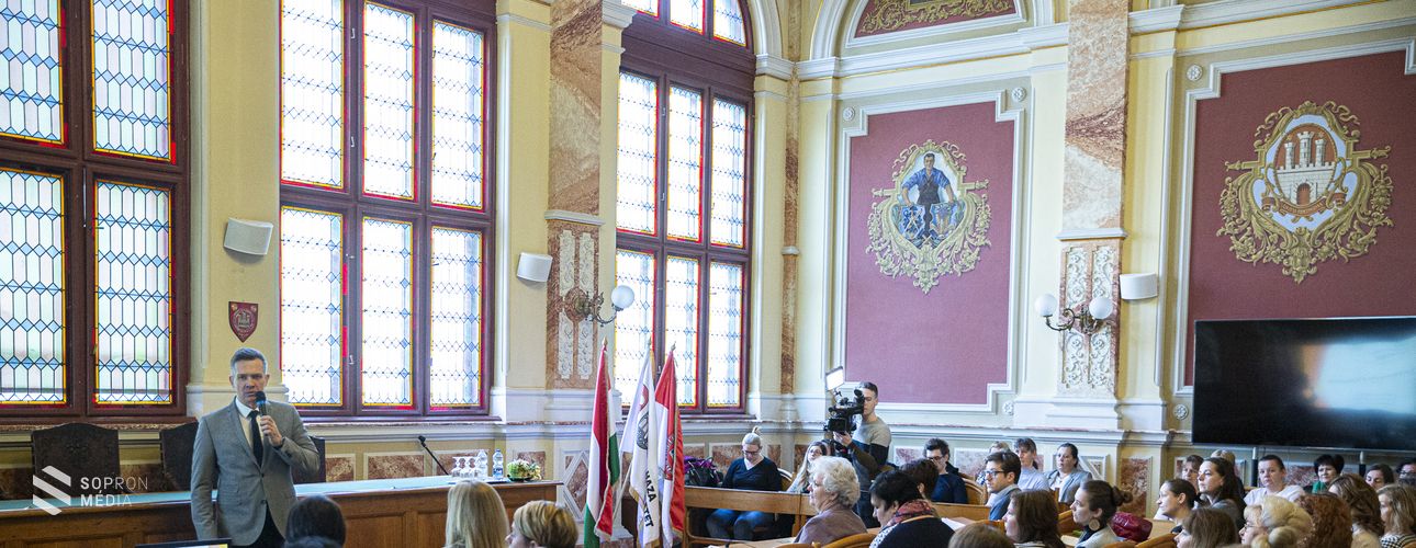 A szociális és gyermekjóléti észlelési és jelzőrendszer munkáját tekintették át