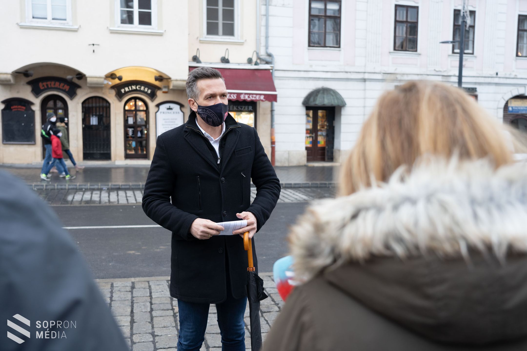 Megindult a forgalom a Várkerület Ötvös utca és Széchenyi tér közötti szakaszán