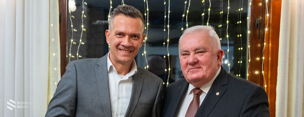 Átadták a mesterokleveleket az Iparkamara jubileumi ünnepségén