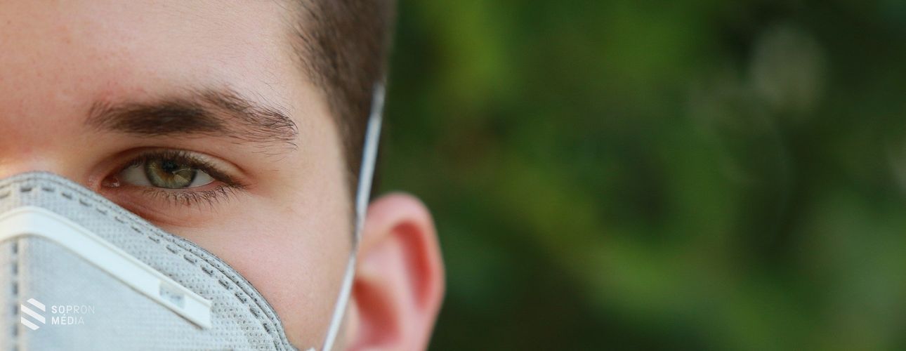 Kibővítik a maszkviselési kötelezettséget Ausztriában