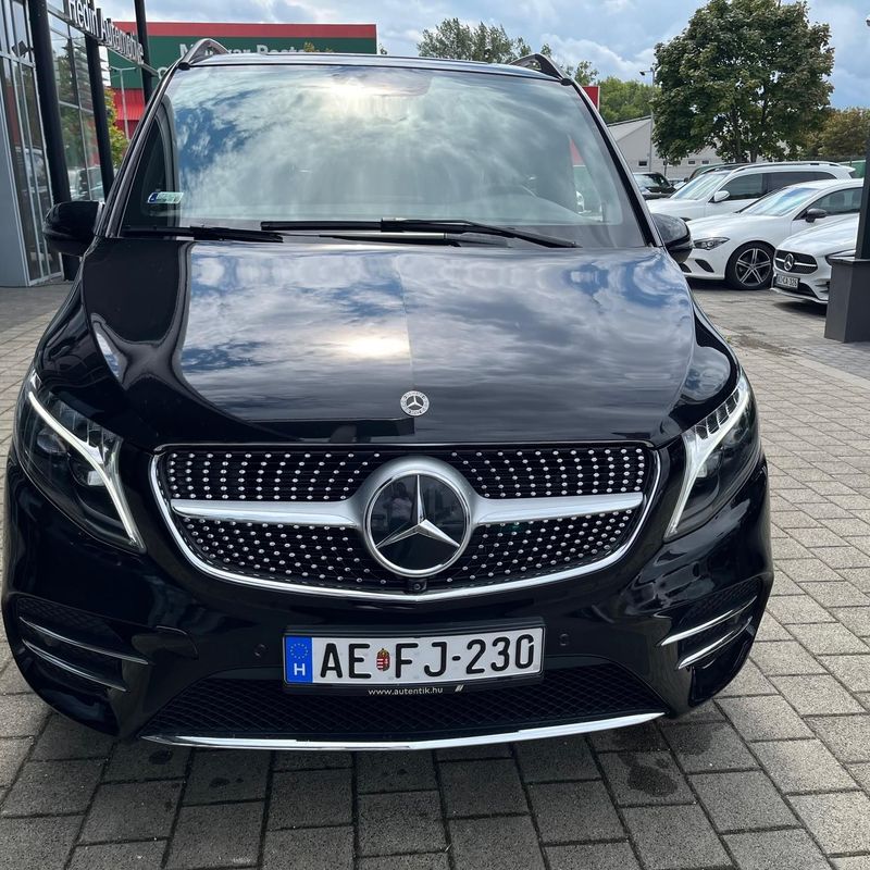 MERCEDES-BENZ
