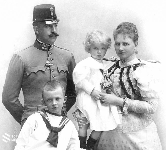 Ottó főherceg, Maria Maria Josefa hercegnő és gyermekeik 