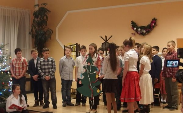Adventi ünnepség 2015.