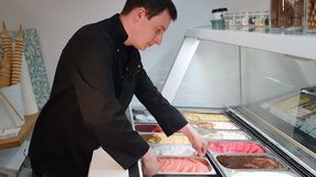 Szívesen választanak különleges ízű fagylaltokat a soproniak