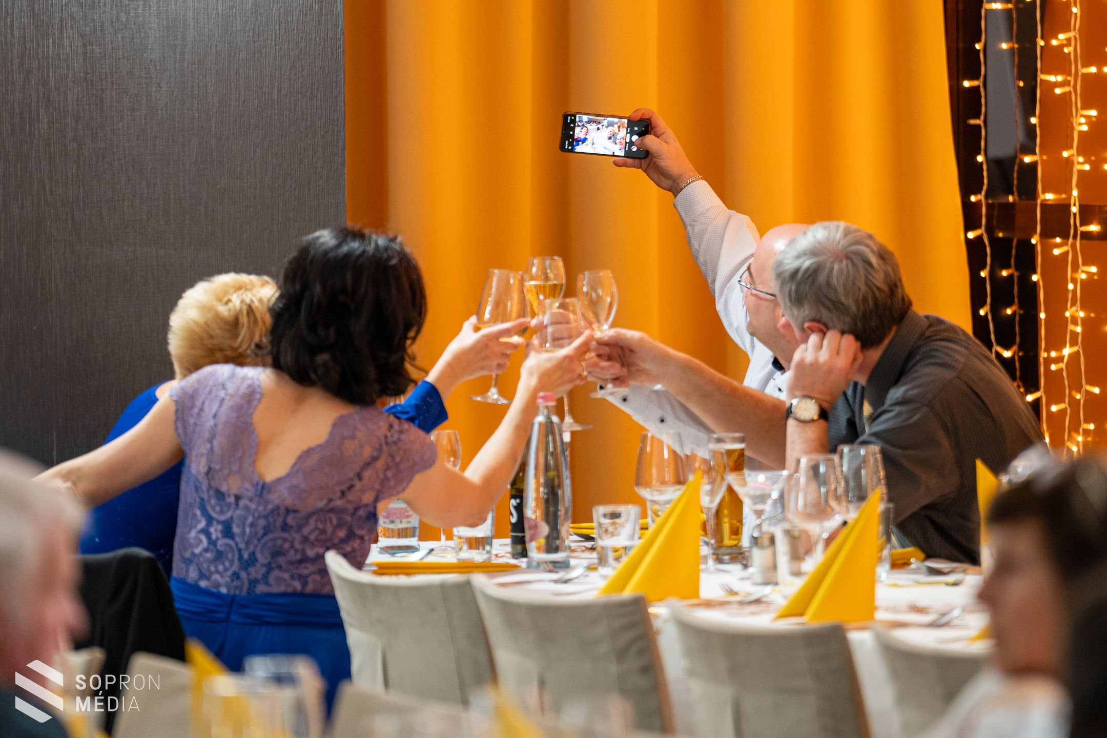 Ismét jó hangulatban telt a Bánfalvi Bál a Hotel Sopronban