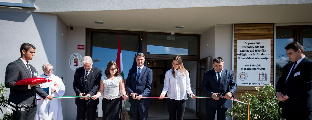 Egymilliárd forintos iskolafejlesztés Fertődön